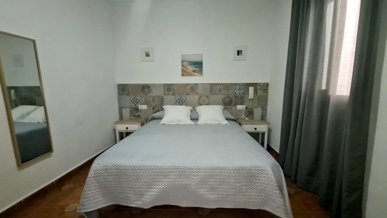 Hostal Canalejas Καντίζ Εξωτερικό φωτογραφία