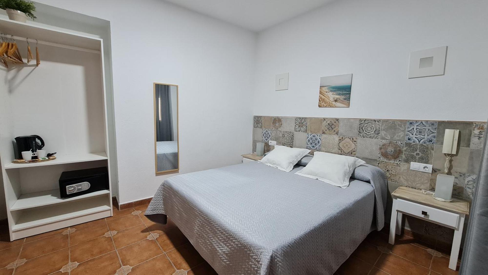 Hostal Canalejas Καντίζ Εξωτερικό φωτογραφία